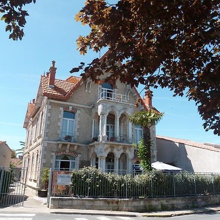 Chambres D'Hotes L'Insulaire Сен-Дені-д'Олерон Екстер'єр фото